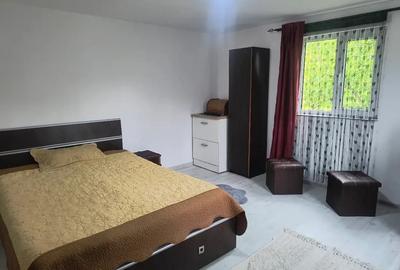 Vand casa cu livada - 1