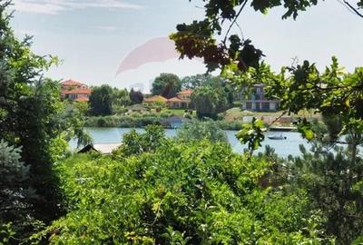 Casă cu 7 camere cu Teren 1798.1600341797 Mp în Izvorani - 2