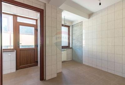Casă individuală cu 6 camere cu Garaj în Ferentari - 22