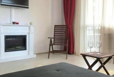 Apartament cu 3 camere decomandat, mobilat în Tractorul - 1