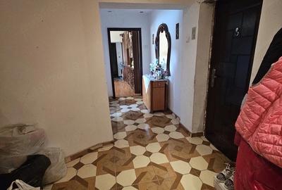 Apartament cu 3 camere semidecomandat în Central - 5