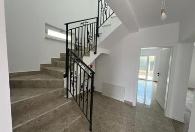 Vila superba la strada principală - finisaje de lux, direct de la proprietar - 5