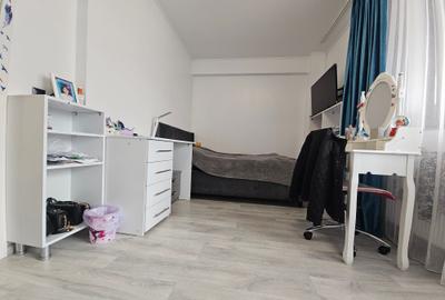 Apartament cu 3 camere decomandat, mobilat în Tomis Plus - 12