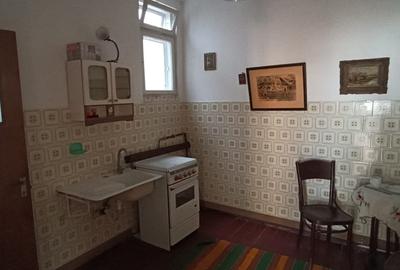 Vanzare casa solida 4 cam in Ploiesti zona Marasesti Sala Sporturilor Olimpia - 17