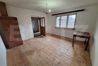 Casa individuala, 2 camere, 85 mp, zona Cugir - 3