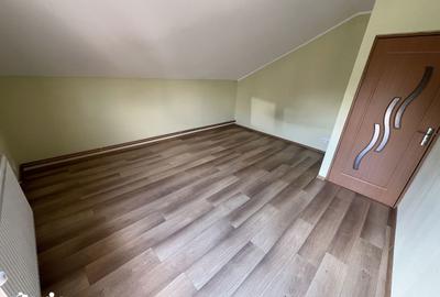 Casă cu 4 camere decomandat cu Garaj în Terezian - 17