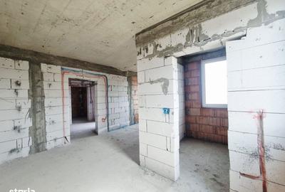 Casă cu 4 camere cu Garaj în Vânători - 1