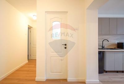 Casă cu 10 camere cu Teren 411 Mp în Schei - 7