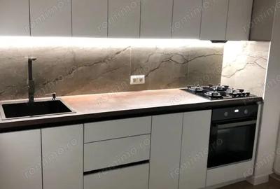 Apartament cu 3 camere decomandat în Eroii Revoluției