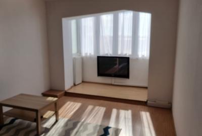 Apartament cu 3 camere decomandat în Titan - 2