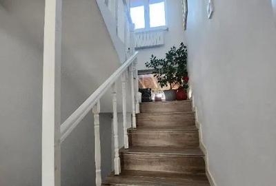 Casă cu 7 camere cu Teren 2809 Mp în Cataloi - 12