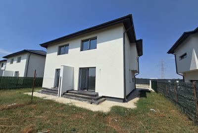 Vila tip duplex - 3 camere -2 bai - pod - incalzire in pardoseala-15 min de RATB - 2