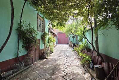 Casă cu 4 camere în Câlnic - 2