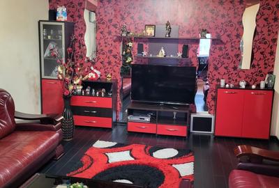 Apartament cu 4 camere decomandat, mobilat în Doamna Ghica