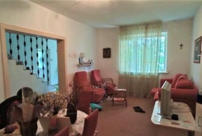 Casă cu 6 camere cu Teren 265 Mp în Central - 15