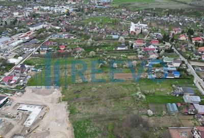Teren de 2700 mp, în Barați - 4