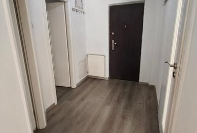 Birou, de 56.450000762940 mp, în Central - 7
