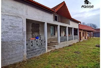 Casa 7 camere 200 mp utili, teren 1.910 mp- Baile Persani/Ohaba - 13