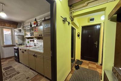 3 cam, 73 mp, decomandat, 2 bai, etaj 4, N. Titulescu 3 cam, 73 mp, decomandat, 2 bai, etaj 4, N. Titulescu - 9