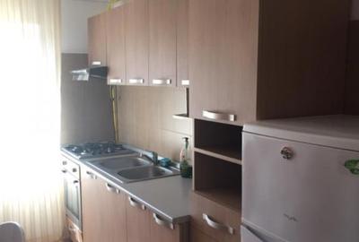 Apartament cu 2 camere decomandat în Rahova