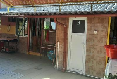Casă cu 6 camere cu Teren 460 Mp în Central