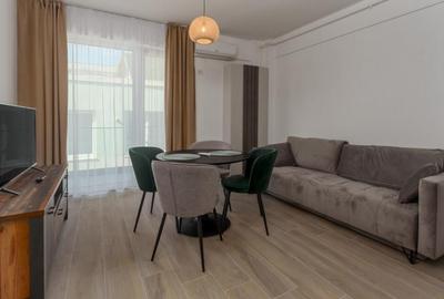 Garsoniera situata in zona Mamaia Nord, primul bloc de la pr - 2