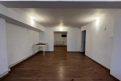 Delfinariu , spatiu comercial, 146 mp, intrare din strada. - 3