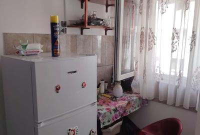 Eroii Revolutiei, Bld. Pieptanari - 1