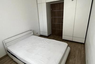 Apartament cu 3 camere decomandat în Metalurgiei - 2