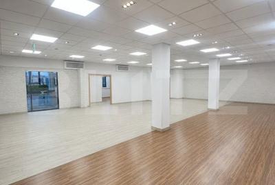 Spațiu comercial, de 275 mp, în Centura - 1