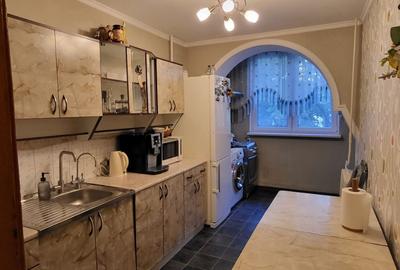 Apartament cu 2 camere semidecomandat în Tractorul - 2
