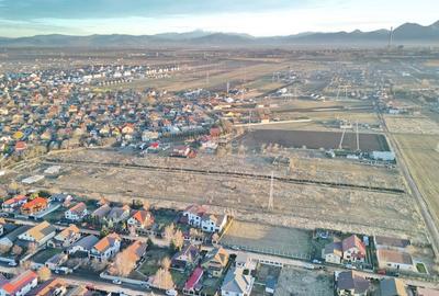 Teren intravilan cu Autorizatie de Construire - 19