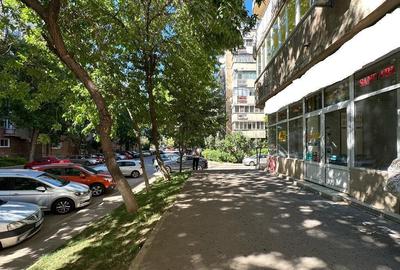 Spațiu comercial, de 102 mp, în Tineretului - 6