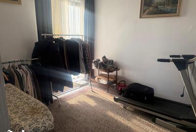 Apartament cu 3 camere decomandat în Ulmi - 17