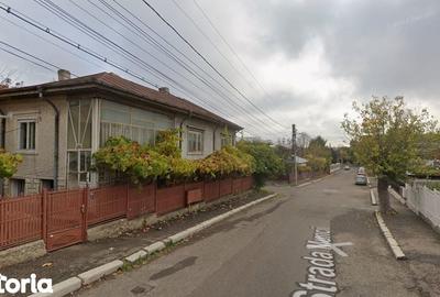 Casă cu 6 camere cu Teren 120 Mp în Central - 2
