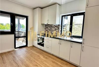 Duplex cu 4 camere cu Canalizare în Est - 1