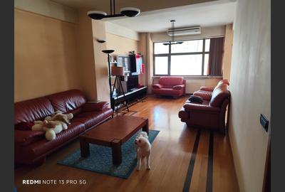 Penthouse Ploiești: 4 camere, 169 mp, Bulevardul Castanilor Rond 1 - 1