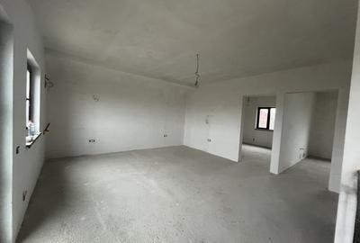 Casă individuală cu 4 camere cu Canalizare în Valu lui Traian - 7