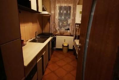 Apartament cu 2 camere - zona Podu Ros - Liceul D. Cantemir - 4