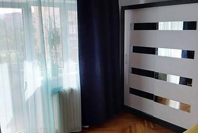 Apartament cu 3 camere decomandat în Grigorescu