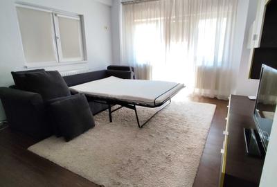 Apartament cu 2 camere decomandat în Roșu