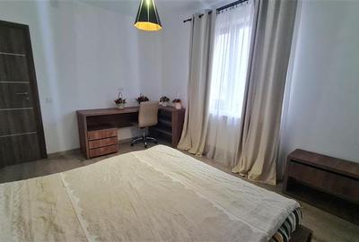 Apartament cu 2 camere semidecomandat, mobilat în 1 Mai - 9