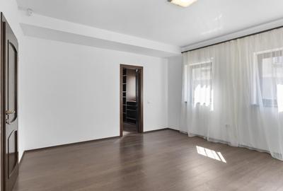Casa cocheta intr-un cartier cu farmec istoric,  constructie 2015 - 9