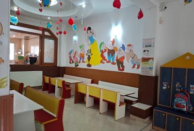 Casă cu 7 camere cu Teren 300 Mp în Tineretului - 8