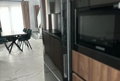 Casă cu 4 camere cu Teren 295 Mp în Central - 10