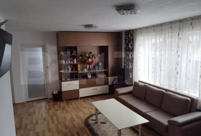 Casă cu 5 camere cu Teren 420 Mp în Central - 9