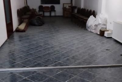 Inchiriem spatiu-birou- salon - 7