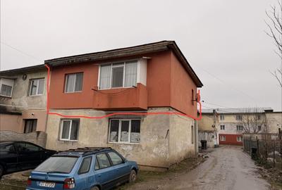Apartament cu 2 camere decomandat în Deveselu - 1