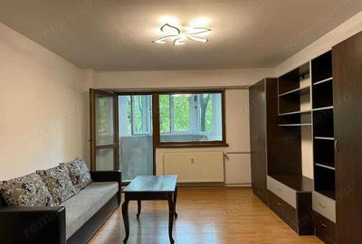 Garsoniera cocheta, mobilata ?i utilata, etaj 1, metrou Titan - 6