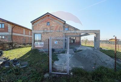 Casa cu potential de investitie, constructie noua la rosu - 25